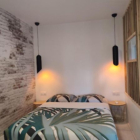 Grand Studio Plein De Charme Sainte-Anne  Ngoại thất bức ảnh